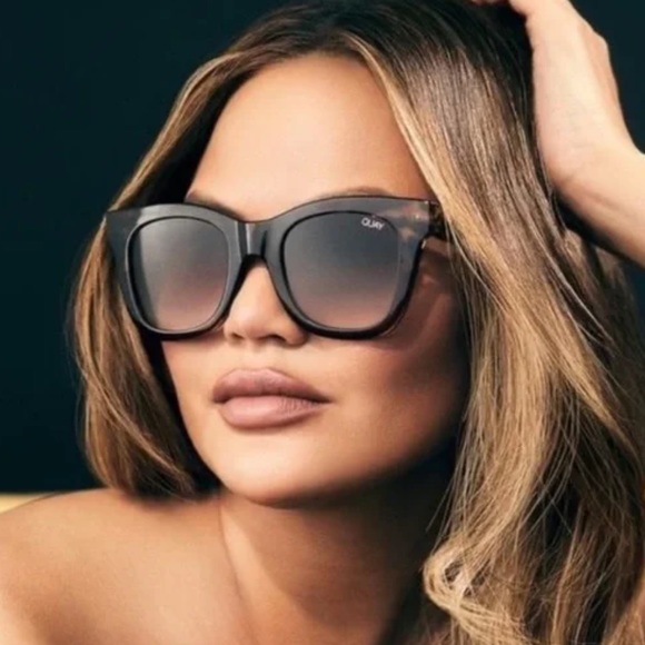 NWT Quay AFTER HOURS in sold out NAVY TORTOISE/SMOKE colorway w/ Gradient lenses - Picture 5 of 9